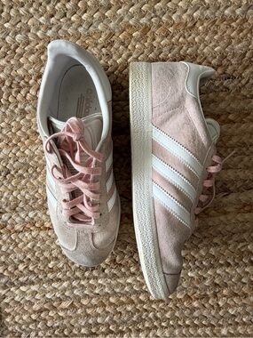 Adidas Women’s Pink Suede Gazelle-Style Sneakers with White Stripes - preloved.